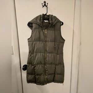 Women's Sleeveless Puffer Vest - Olive Green